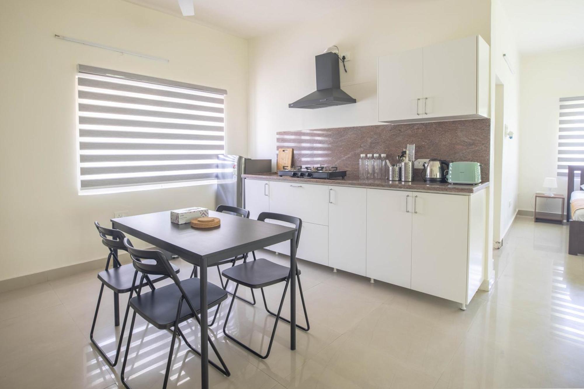 Neemtree Apartments Хайдарабад Номер фото